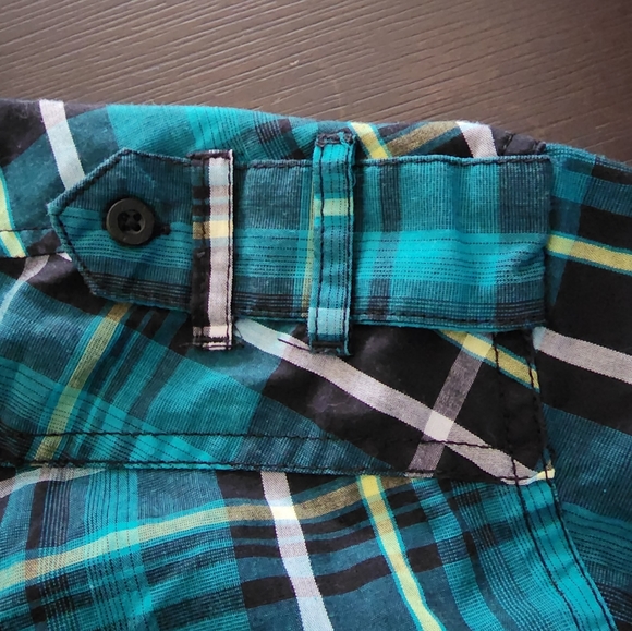 HELIX ATHLETIC FIT BUTTON DOWN - Picture 5 of 6